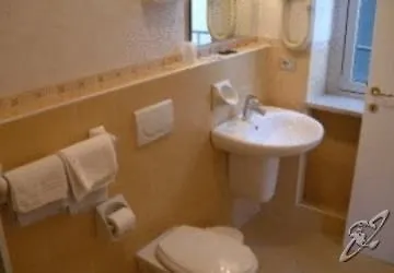 Готель San Marco 2*